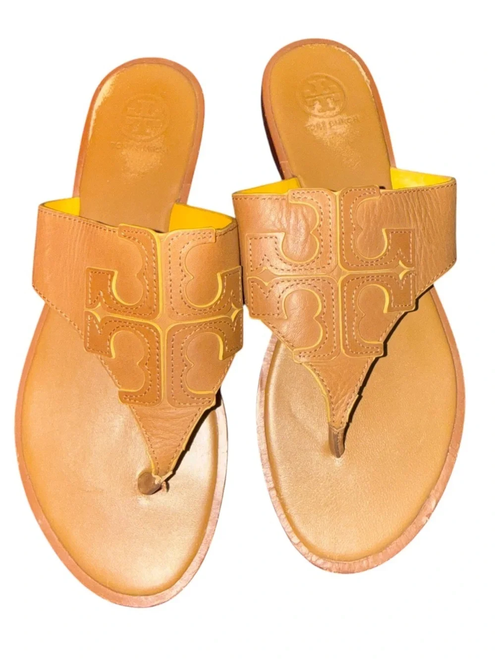 Tory Burch Jamie Full Logo Thong Sandals Size 8 Tan Yellow Leather Flip Flops